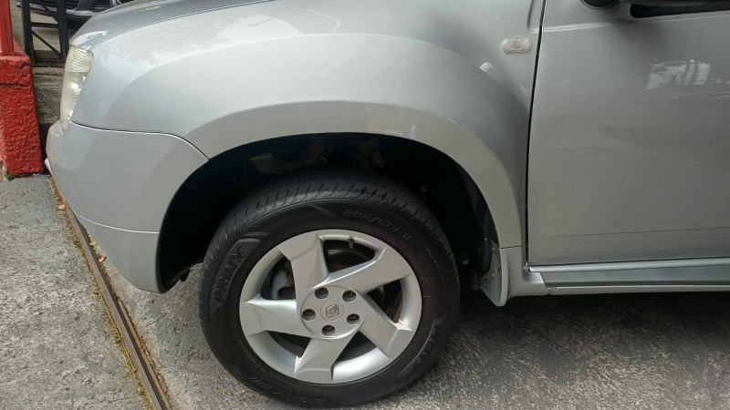 DUSTER 1.6 EXPRESSION 4X2 16V FLEX 4P MANUAL - 2013 - CAXIAS DO SUL