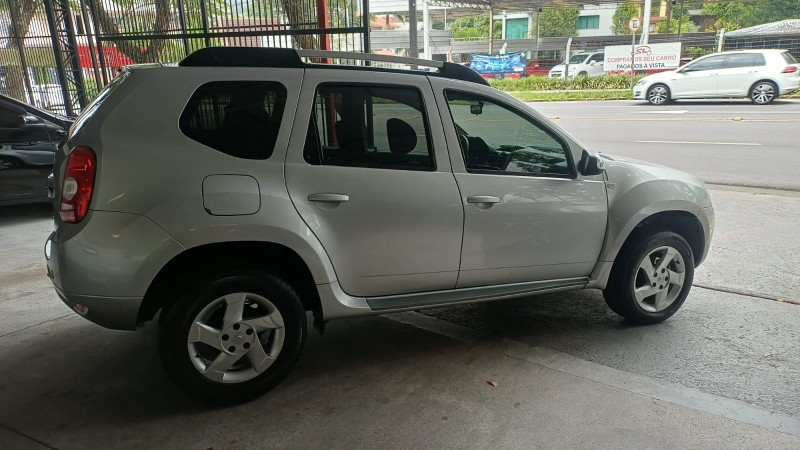 DUSTER 1.6 EXPRESSION 4X2 16V FLEX 4P MANUAL - 2013 - CAXIAS DO SUL