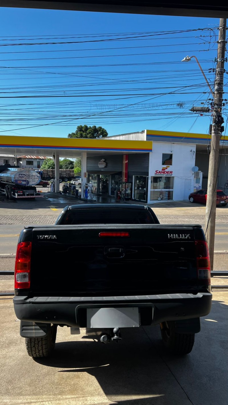 HILUX 2.5 4X4 CD 16V TURBO DIESEL 4P MANUAL - 2010 - VACARIA