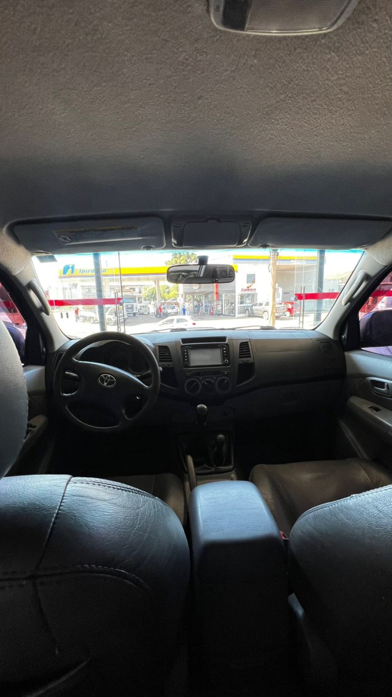 HILUX 2.5 4X4 CD 16V TURBO DIESEL 4P MANUAL - 2010 - VACARIA