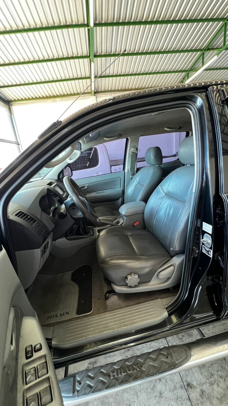 HILUX 2.5 4X4 CD 16V TURBO DIESEL 4P MANUAL - 2010 - VACARIA
