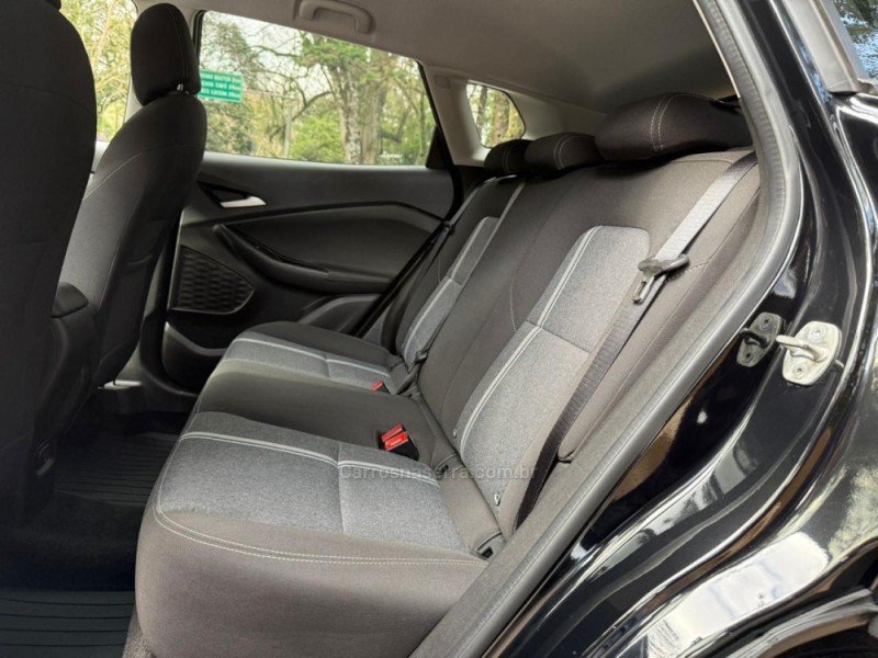 TRACKER 1.0 12V LT TURBO FLEX 4P AUTOMÁTICO - 2022 - DOIS IRMãOS