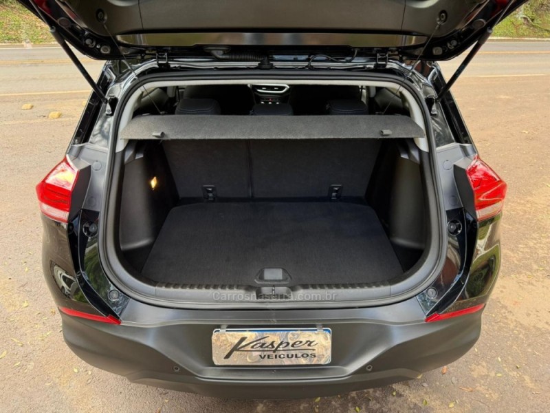 TRACKER 1.0 12V LT TURBO FLEX 4P AUTOMÁTICO - 2022 - DOIS IRMãOS