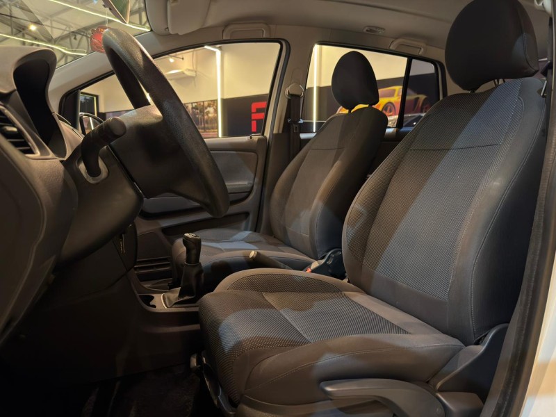 FOX 1.0 MI TREND 8V FLEX 4P MANUAL - 2012 - NOVO HAMBURGO