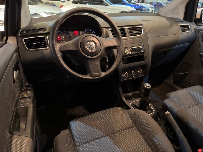 FOX 1.0 MI TREND 8V FLEX 4P MANUAL - 2012 - NOVO HAMBURGO