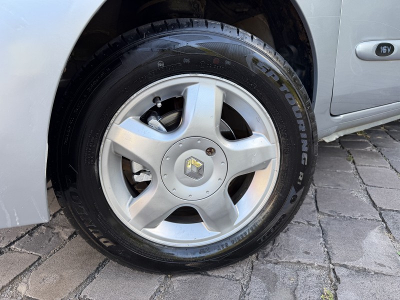 CLIO 1.0 PRIVILÉGE SEDAN 16V FLEX 4P MANUAL - 2007 - CAXIAS DO SUL