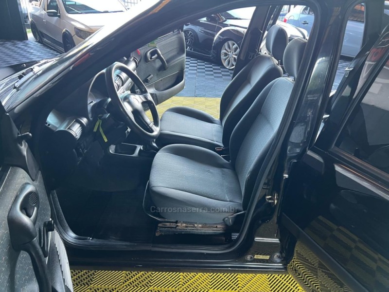 CORSA 1.0 EFI WIND 8V GASOLINA 4P MANUAL - 2001 - CAXIAS DO SUL