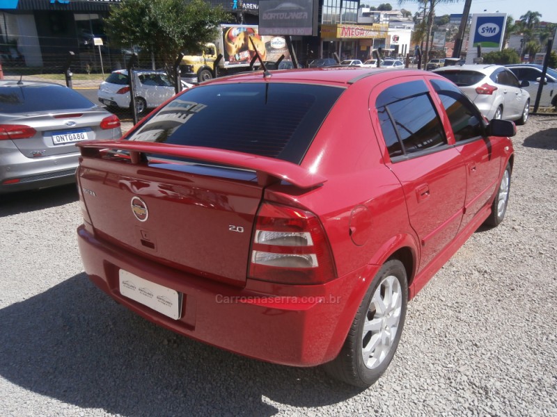 ASTRA 2.0 MPFI ADVANTAGE 8V FLEX 4P MANUAL - 2011 - FARROUPILHA