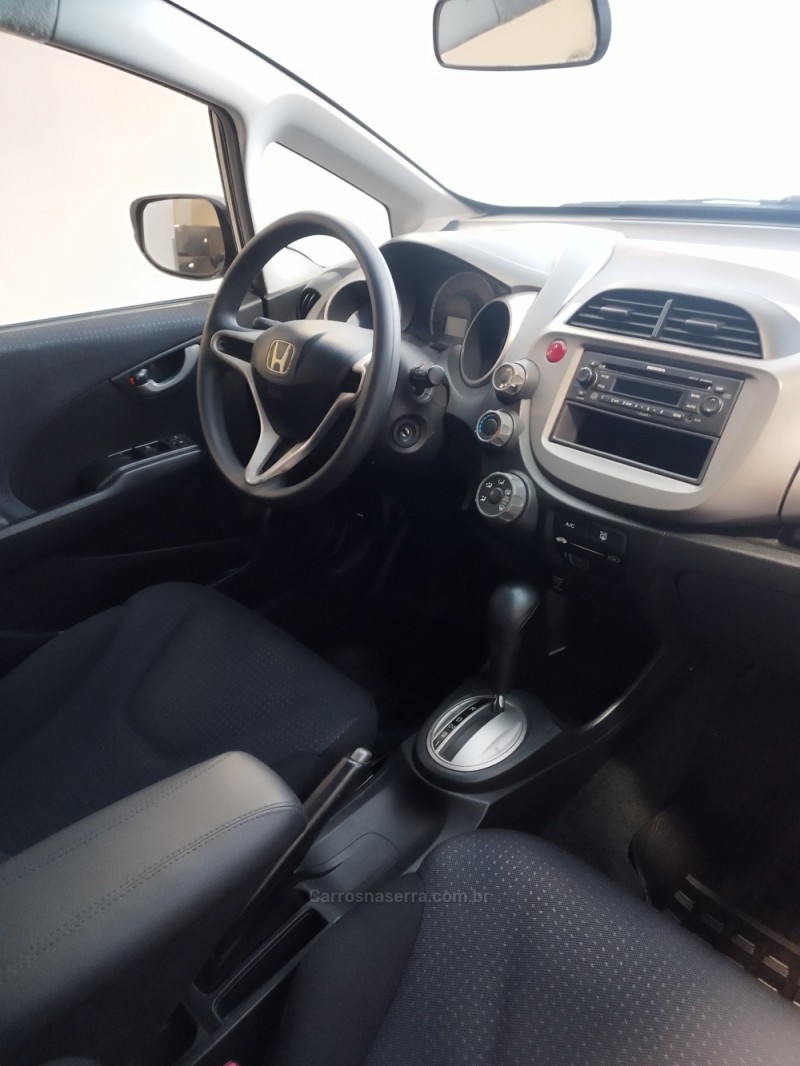 FIT 1.4 LX 8V GASOLINA 4P AUTOMÁTICO - 2009 - GARIBALDI