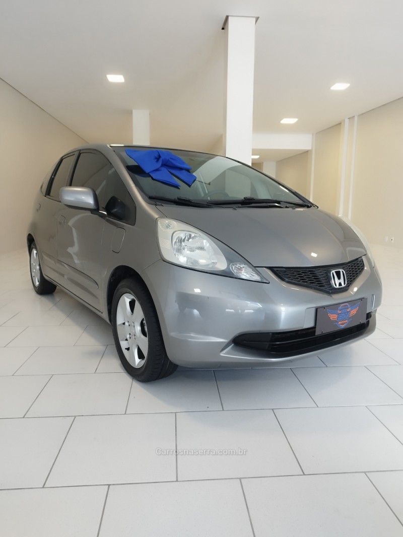 FIT 1.4 LX 8V GASOLINA 4P AUTOMÁTICO - 2009 - GARIBALDI