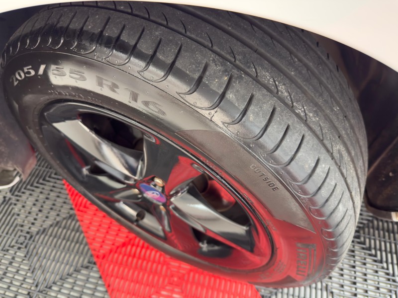 FOCUS 1.6 GLX 16V FLEX 4P MANUAL - 2013 - CAXIAS DO SUL