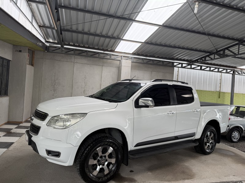 s10 2.8 ltz 4x2 cd 16v turbo diesel 4p automatico 2013 caxias do sul