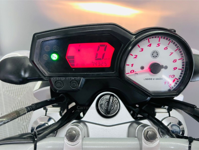 FAZER YS 250 - 2015 - CAMPO BOM