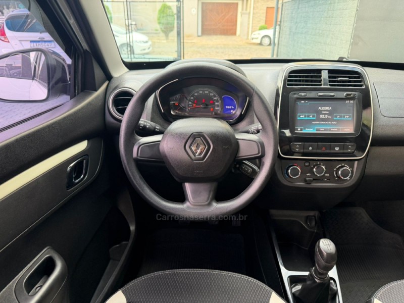 KWID 1.0 12V SCE FLEX INTENSE MANUAL - 2019 - ESTâNCIA VELHA