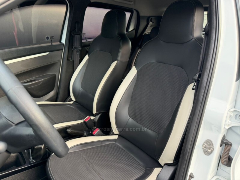 KWID 1.0 12V SCE FLEX INTENSE MANUAL - 2019 - ESTâNCIA VELHA