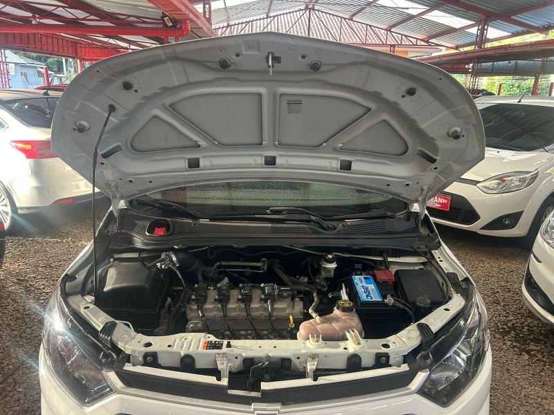 ONIX 1.0 LT PLUS 8V FLEX 4P MANUAL - 2018 - TRêS COROAS