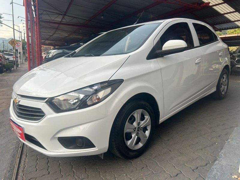 ONIX 1.0 LT PLUS 8V FLEX 4P MANUAL - 2018 - TRêS COROAS