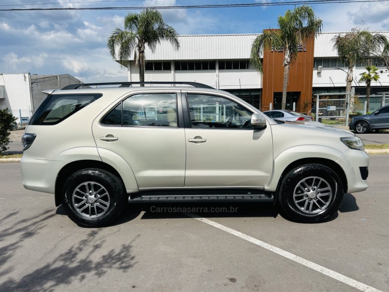 HILUX SW4 3.0 SRV 4X4 16V TURBO INTERCOOLER DIESEL 4P AUTOMÁTICO - 2013 - BENTO GONçALVES