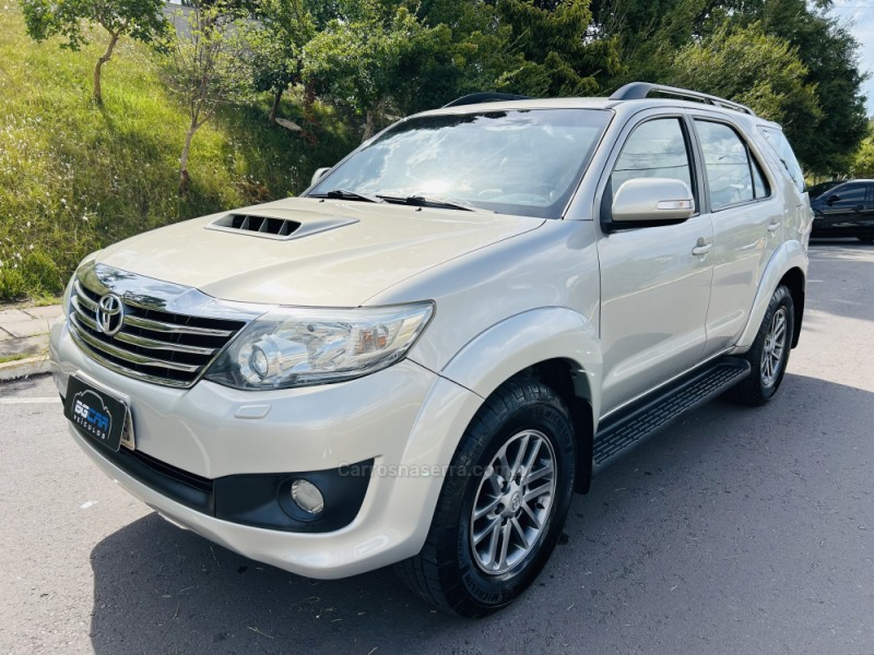 HILUX SW4 3.0 SRV 4X4 16V TURBO INTERCOOLER DIESEL 4P AUTOMÁTICO
