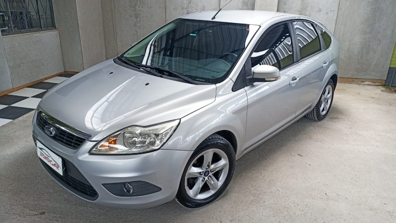 focus 2.0 hc 16v flex 4p automatico  2013 caxias do sul