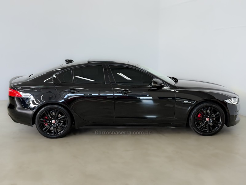 XE 2.0 16V SI4 TURBO GASOLINA R-SPORT 4P AUTOMÁTICO - 2017 - CAXIAS DO SUL