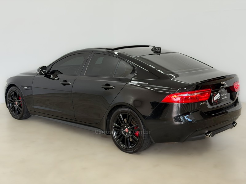 XE 2.0 16V SI4 TURBO GASOLINA R-SPORT 4P AUTOMÁTICO - 2017 - CAXIAS DO SUL