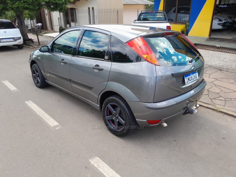 FOCUS 1.6 GL 8V FLEX 4P MANUAL - 2008 - NOVA PRATA
