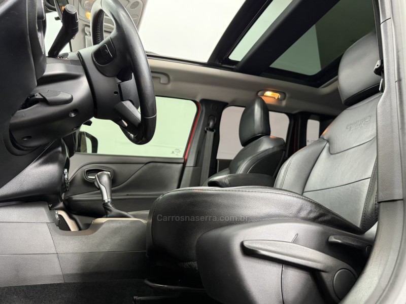 RENEGADE 2.0 16V TURBO DIESEL SPORT 4P 4X4 AUTOMÁTICO - 2016 - CAXIAS DO SUL