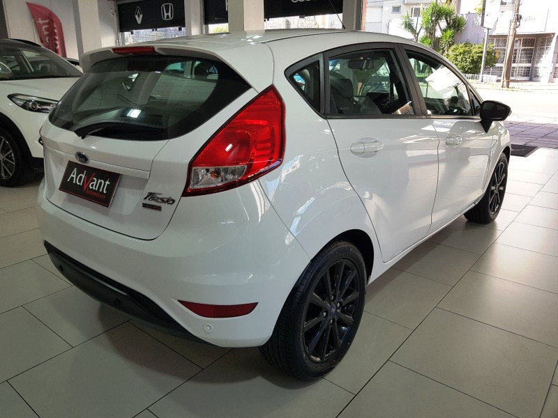 FIESTA 1.0 SEL ECOBOOST GTDI 12V GASOLINA 4P AUTOMÁTICO - 2018 - CAXIAS DO SUL