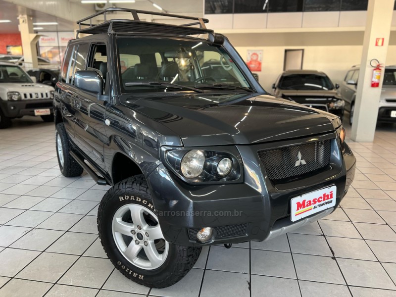 PAJERO TR4 2.0 4X4 16V 140CV FLEX 4P MANUAL - 2009 - CAXIAS DO SUL