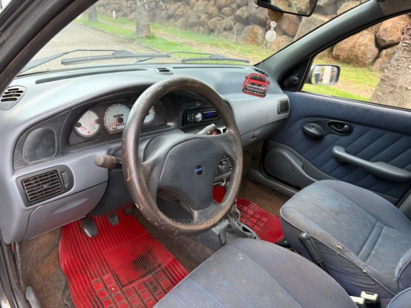 PALIO 1.6 MPI ADVENTURE WEEKEND 8V GASOLINA 4P MANUAL - 2000 - IVOTI