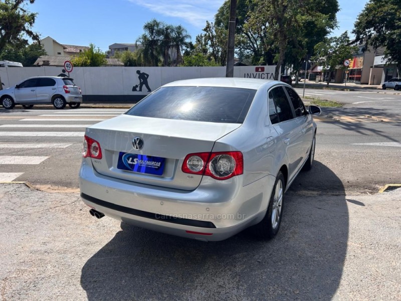JETTA 2.5 I 20V 170CV GASOLINA 4P TIPTRONIC - 2009 - VENâNCIO AIRES