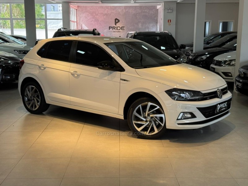 polo 1.0	200 tsi highline automatico  2020 caxias do sul