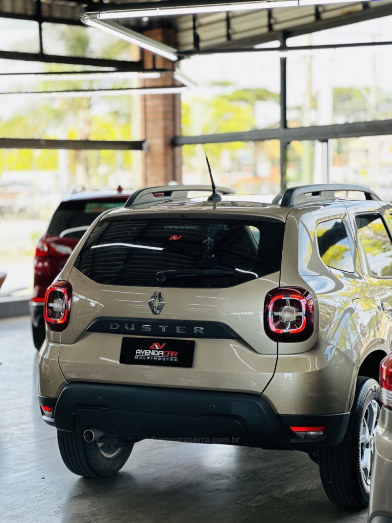 DUSTER 1.6 ZEN 16V FLEX 4P MANUAL - 2022 - CANELA