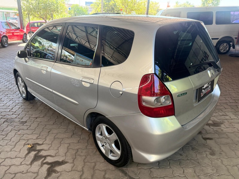 FIT 1.4 LX 8V FLEX 4P MANUAL - 2008 - CAXIAS DO SUL