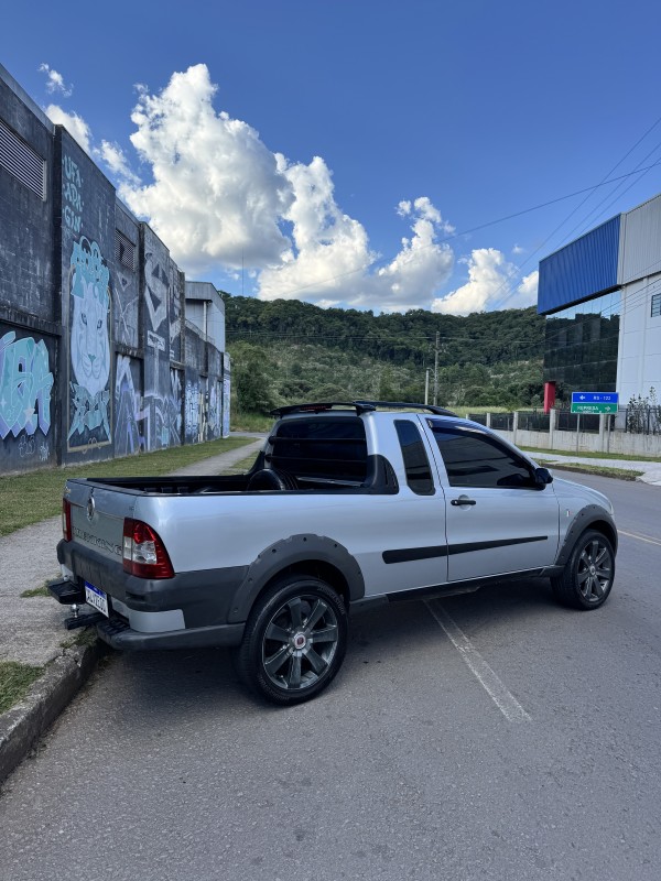 STRADA 1.4 MPI TREKKING CE 8V FLEX 2P MANUAL - 2010 - CAXIAS DO SUL