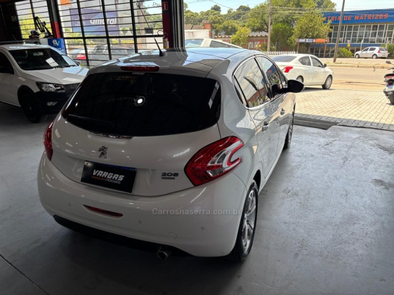 208 1.6 GRIFFE 16V FLEX 4P MANUAL - 2016 - CAXIAS DO SUL