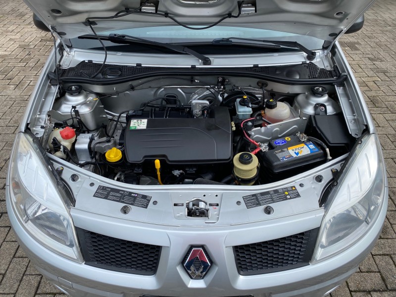 SANDERO 1.0 EXPRESSION 16V FLEX 4P MANUAL - 2011 - CAXIAS DO SUL