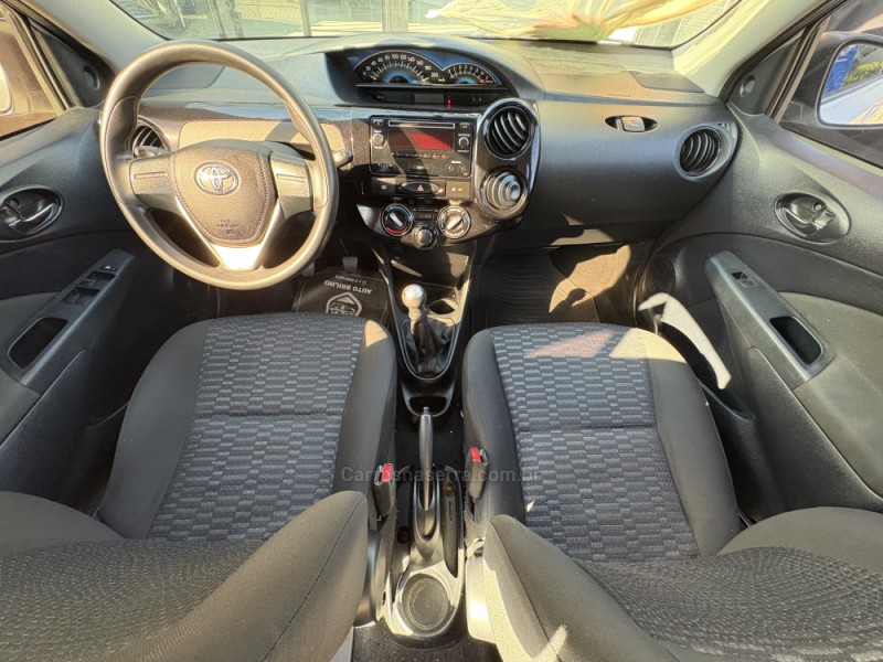 ETIOS 1.3 X 16V FLEX 4P MANUAL - 2016 - LAJEADO