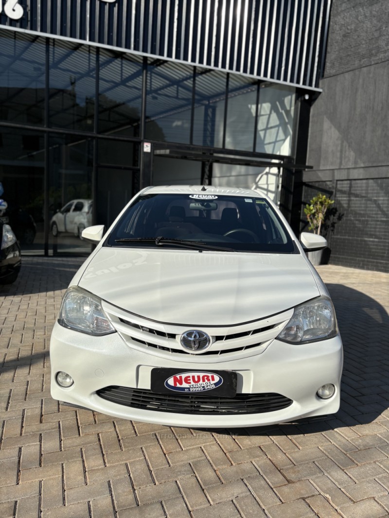 ETIOS 1.3 X 16V FLEX 4P MANUAL - 2016 - LAJEADO