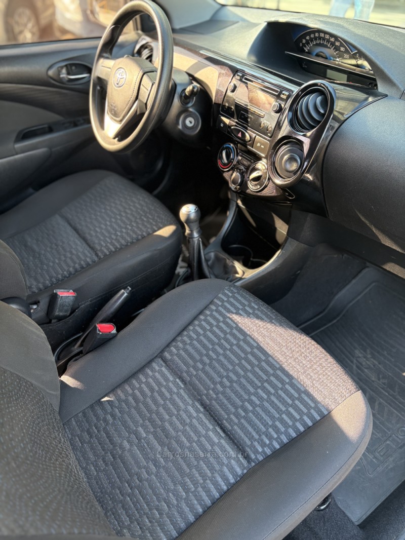 ETIOS 1.3 X 16V FLEX 4P MANUAL - 2016 - LAJEADO