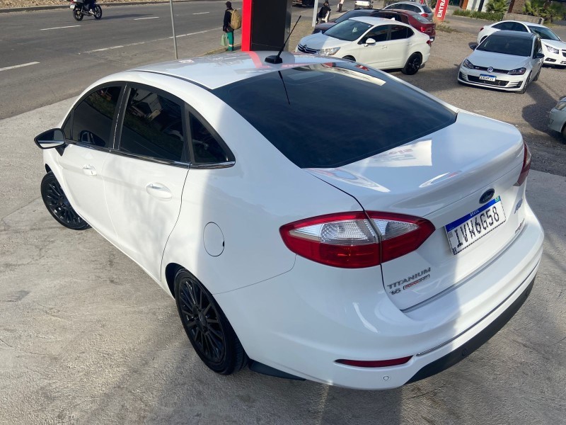 FIESTA 1.6 TITANIUM SEDAN 16V FLEX 4P AUTOMÁTICO - 2015 - CAXIAS DO SUL