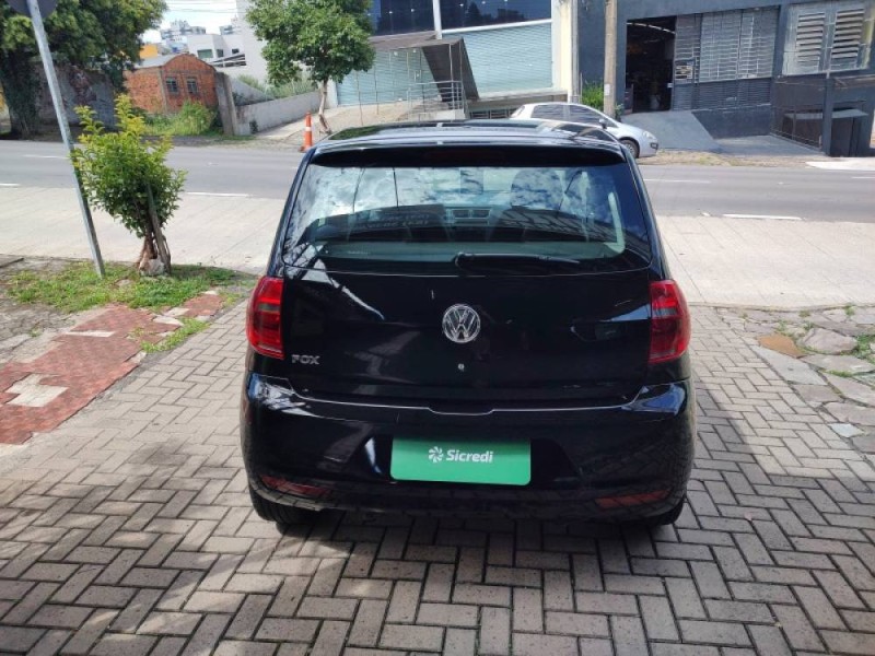FOX 1.0 MI 8V FLEX 4P MANUAL - 2014 - CAXIAS DO SUL