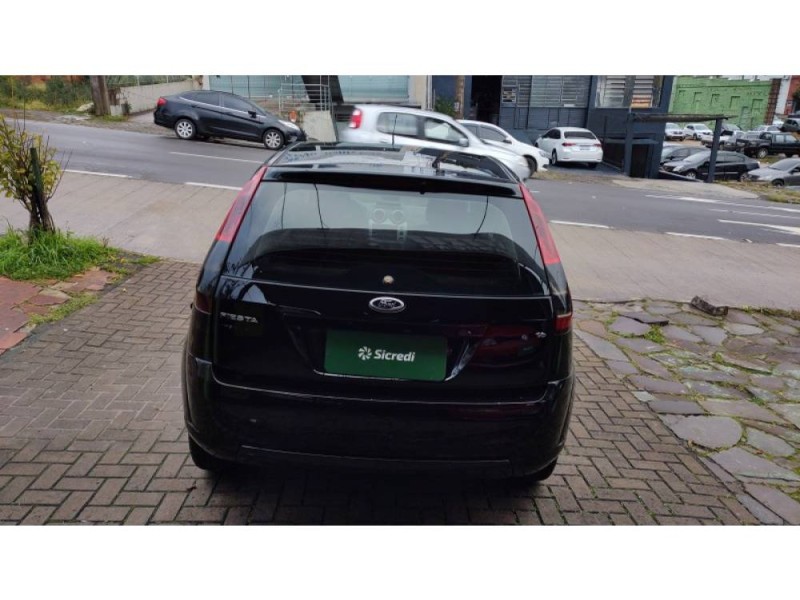 FIESTA 1.6 SE HATCH 16V FLEX 4P MANUAL - 2014 - CAXIAS DO SUL