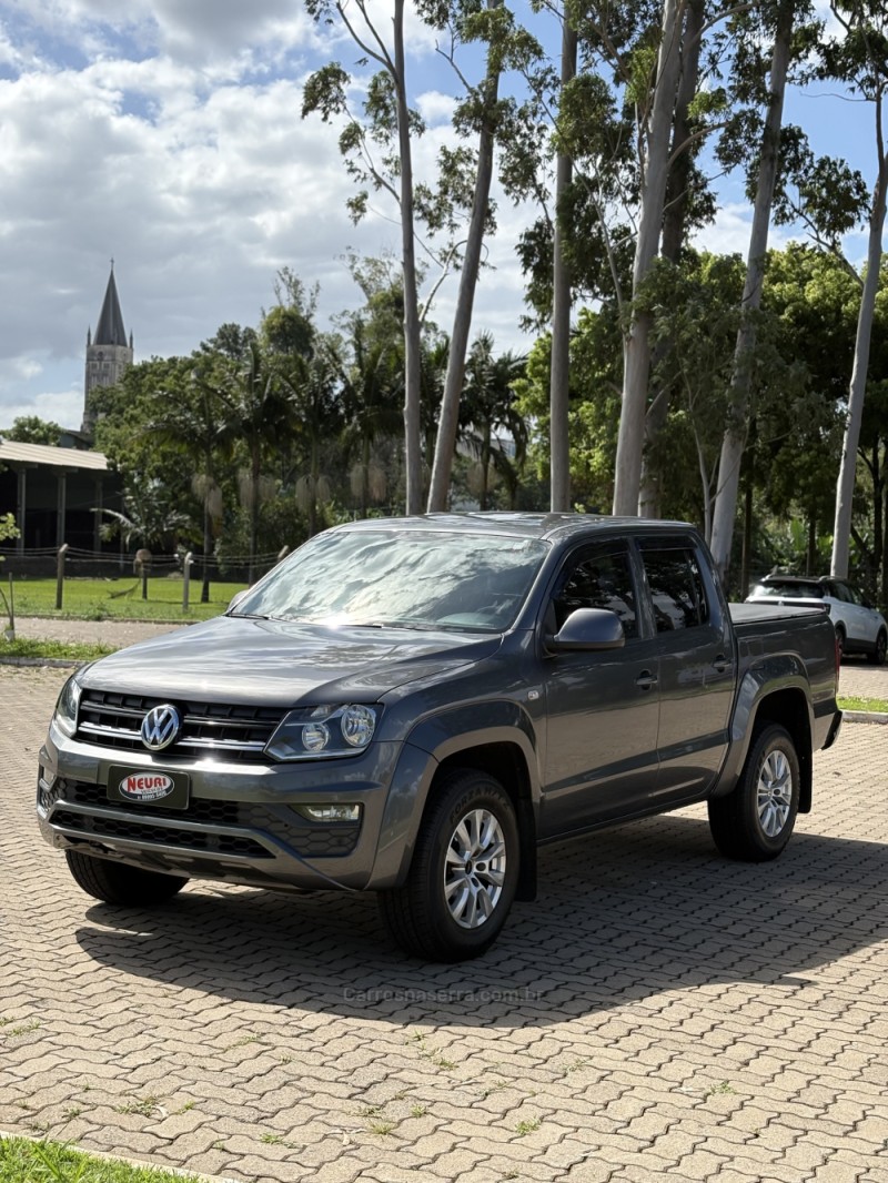 AMAROK 2.0 TRENDLINE 4X4 CD 16V TURBO INTERCOOLER DIESEL 4P AUTOMÁTICO - 2018 - LAJEADO