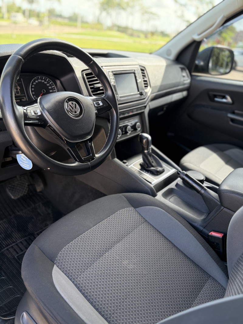 AMAROK 2.0 TRENDLINE 4X4 CD 16V TURBO INTERCOOLER DIESEL 4P AUTOMÁTICO - 2018 - LAJEADO