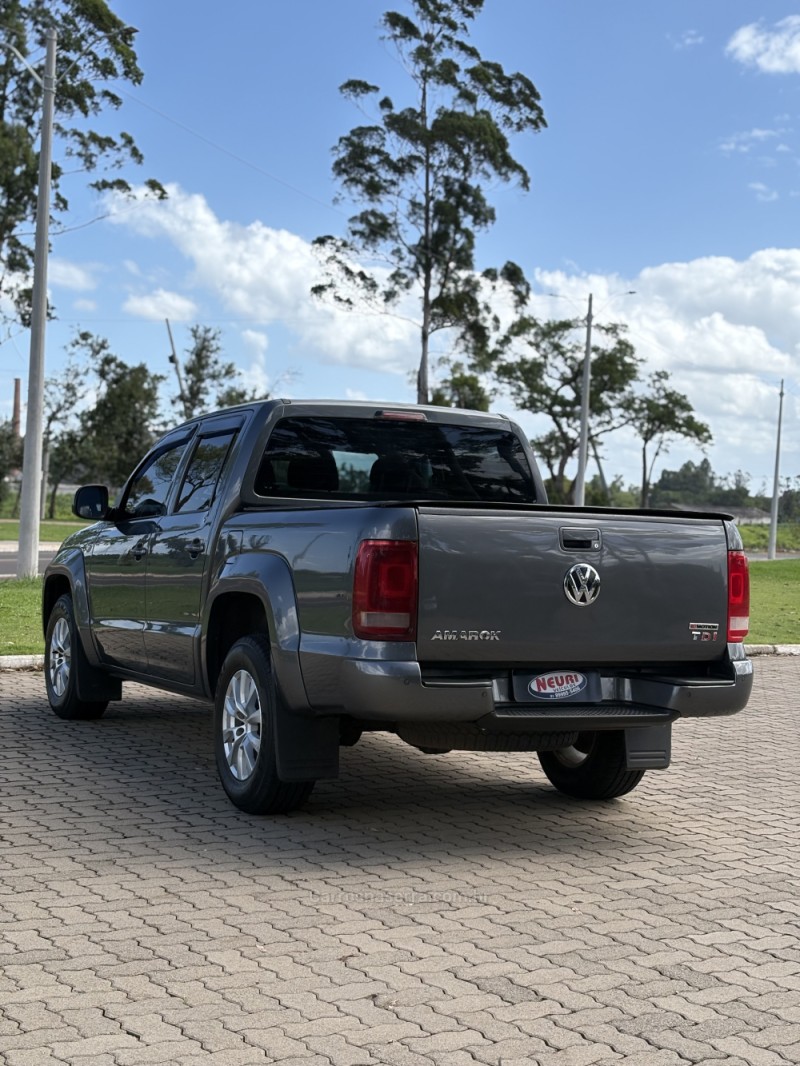 AMAROK 2.0 TRENDLINE 4X4 CD 16V TURBO INTERCOOLER DIESEL 4P AUTOMÁTICO - 2018 - LAJEADO