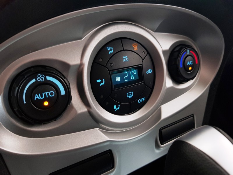 FIESTA 1.6 SEL SEDAN 16V FLEX 4P AUTOMÁTICO - 2017 - CAXIAS DO SUL