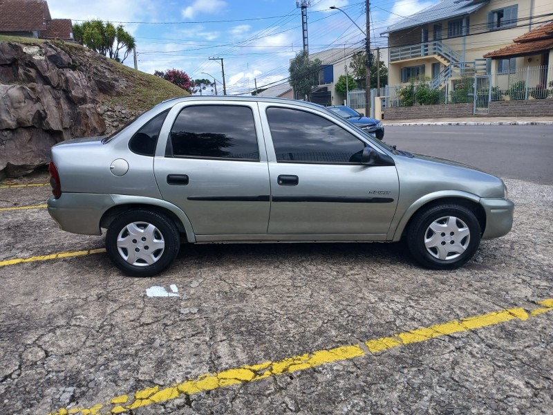 CLASSIC 1.0 MPFI LIFE 8V FLEX 4P MANUAL - 2006 - FARROUPILHA