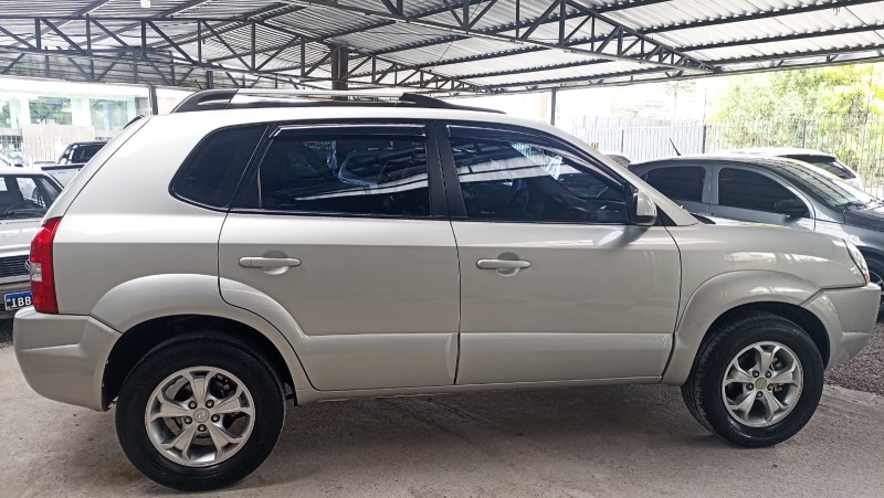 TUCSON 2.0 MPFI GLS 16V 143CV 2WD GASOLINA 4P AUTOMÁTICO - 2011 - CAXIAS DO SUL